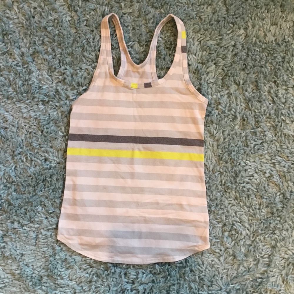 Lululemon tank